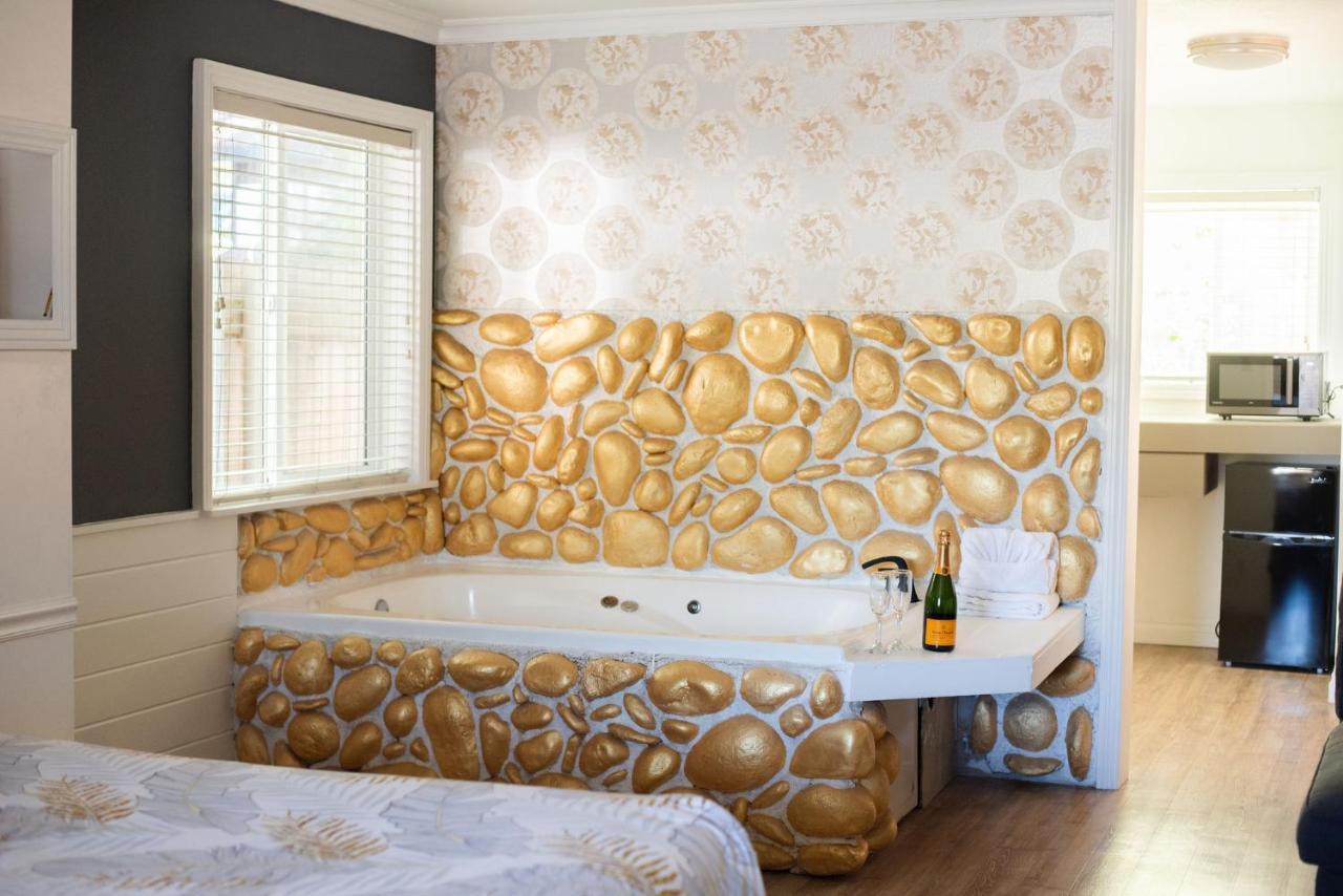 Big Bear Spa Suites Big Bear Lake Eksteriør billede